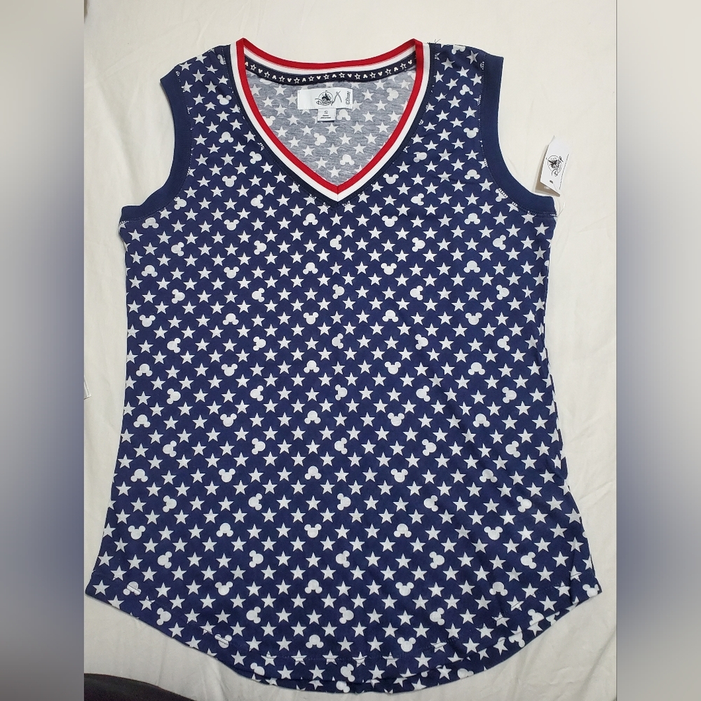 Americana Disney Parks Red White Blue Top Patriotic Mickey & Stars Size Small